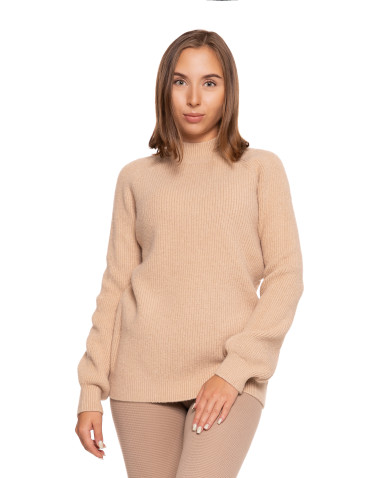 Swetry - Sweter damski z miękkiej dzianiny o luźnym kroju BEŻOWY - produkt 1