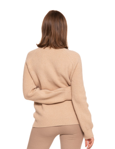 Swetry - Sweter damski z miękkiej dzianiny o luźnym kroju BEŻOWY - produkt 3