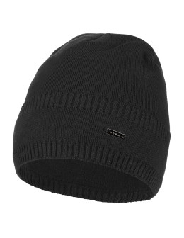 Klasyczna czapka męska ocieplana polarem czarna