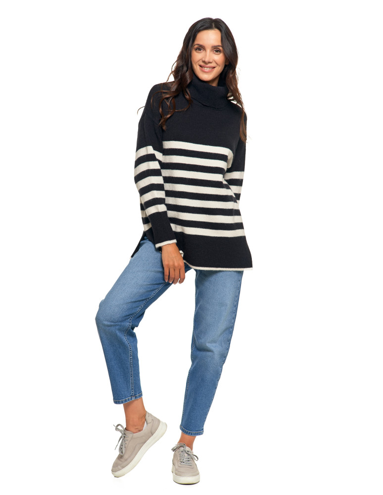 Swetry - Sweter damski w paski z golfem o luźnym kroju CZARNY - produkt moraj.pl 9