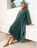Kocobluza damska z kapturem poncho