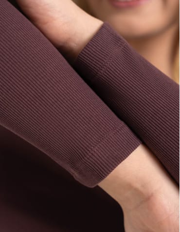 Bluzki z długim rękawem - Bluzka damska bawełniana w prążek longsleeve BRĄZ - produkt 6