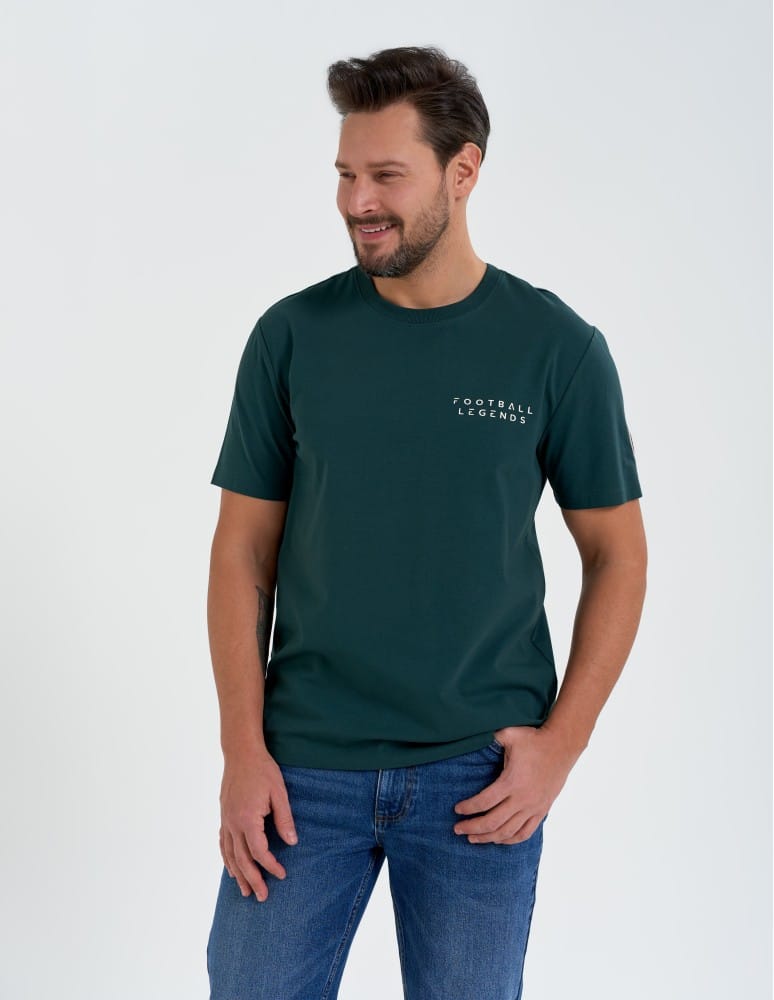 Koszulki z kr&oacute;tkim rękawem - T-shirt męski bawełniany ze sportowym akcentem o regularnym kroju ZIELONY - produkt moraj.pl 1