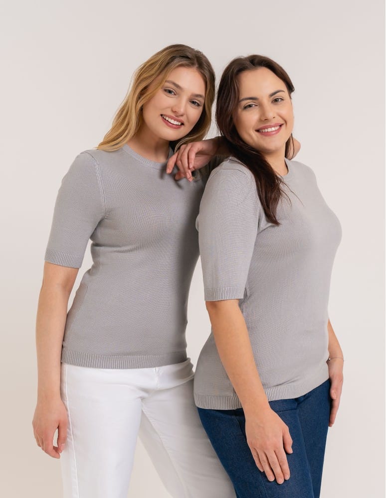 Swetry i kardigany - Sweter damski z kr&oacute;tkim rękawem z wiskozą JASNY SZARY  - produkt moraj.pl 11