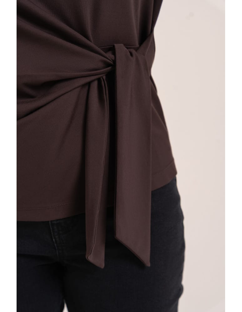 Bluzki z długim rękawem - Elegancka bluzka wiskozowa z drapowaniem szerokie rękawy BRĄZOWY - produkt moraj.pl 10