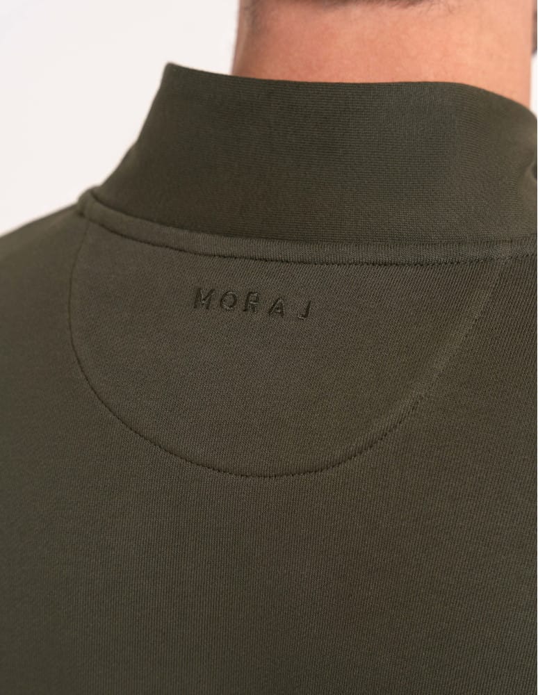 Bluzy dresowe - Męska bluza casual 100% bawełniana ze stójką zapinana na zamek KHAKI - produkt moraj.pl 5