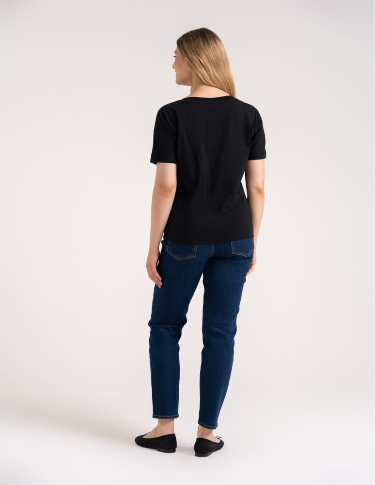 Bluzki z kr&oacute;tkim rękawem - Bluzka damska kimono bawełniana kr&oacute;j boxy z opadającym rękawem delikatny nadruk kwiatowy luźny t-shirt damski CZARNY  - produkt moraj.pl 5