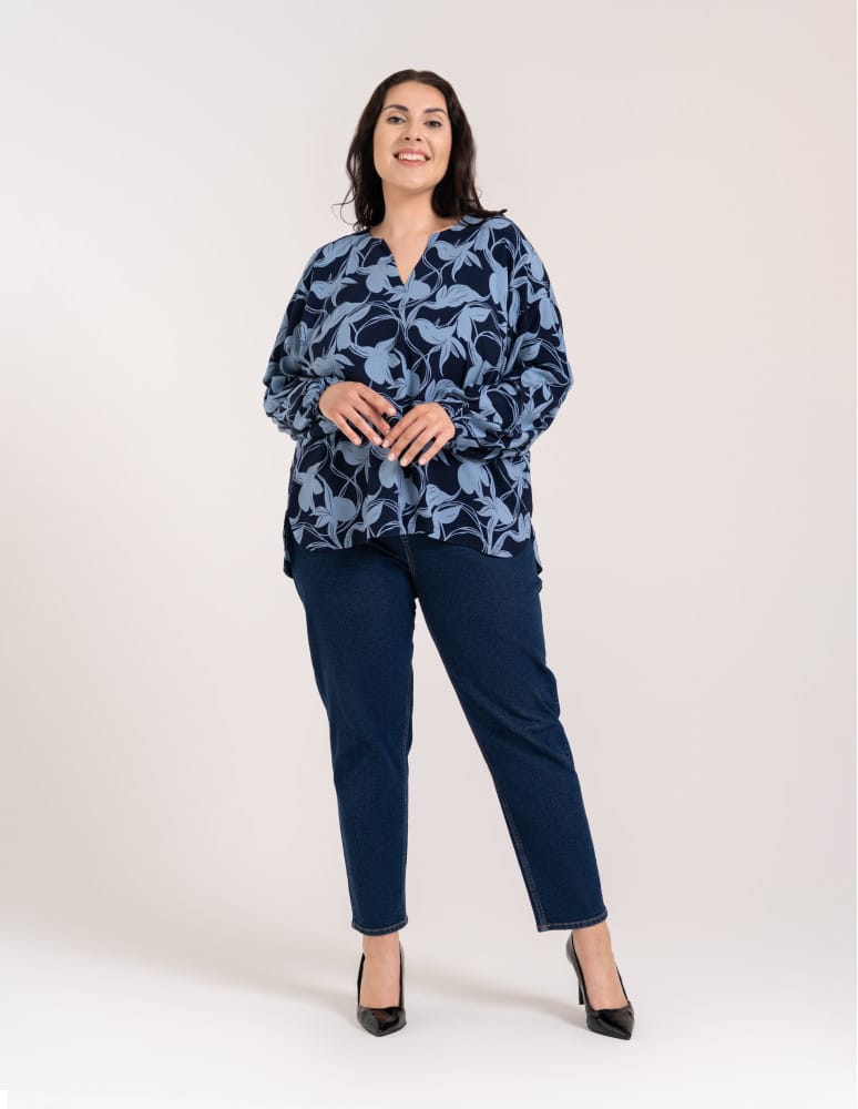 Bluzki z długim rękawem - Elegancka bluzka damska z wiskozy 100% o kroju oversize z długim rękawem WZ&Oacute;R 1  - produkt moraj.pl 23