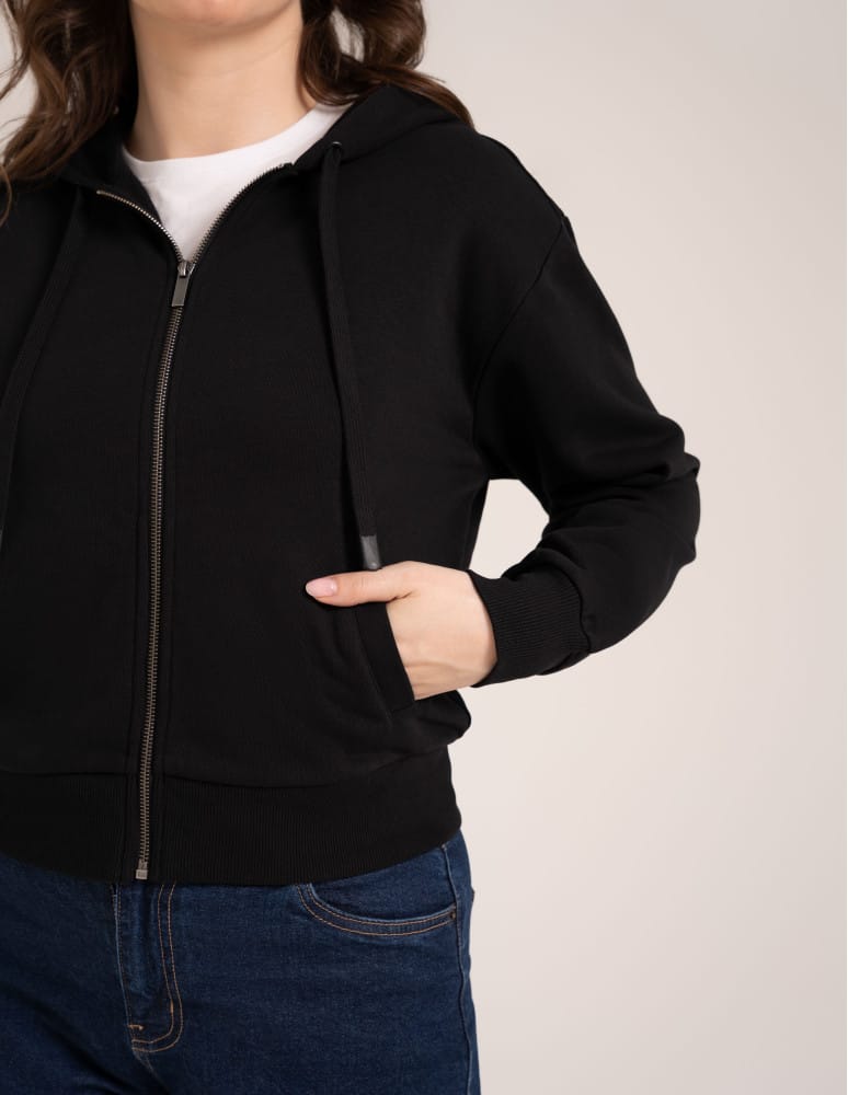 Bluzy dresowe - Bluza damska bawełniana z kapturem rozpinana wygodna o kroju boxy CZARNY - produkt moraj.pl 8