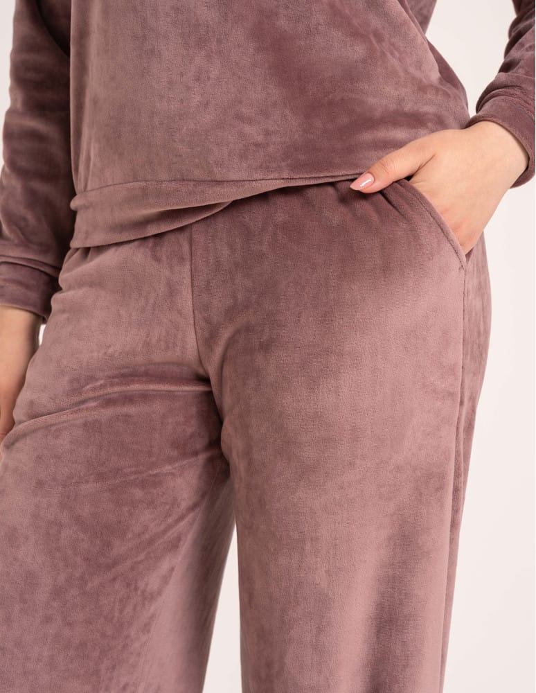 Piżamy z długim rękawem - Welurowa piżama damska miękki komplet homewear RÓŻOWY - produkt moraj.pl 11