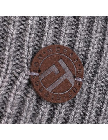 Czapki przejściowe - Prążkowana czapka damska beanie z ozdobną naszywką SZARY - produkt 2
