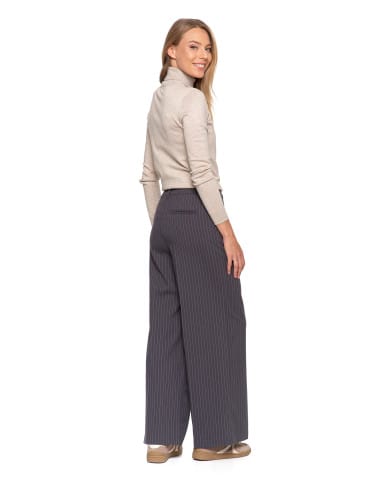 Spodnie damskie - Damskie eleganckie spodnie w kant z szeroką nogawką SZARY - produkt 3