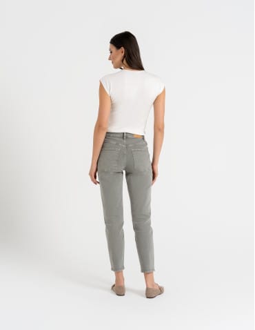 Jeansy - Damskie spodnie jeansowe mom fit JASNY ZIELONY - produkt 3