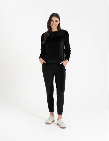 Bluza damska welurowa bez kaptura z haftem - CZARNY