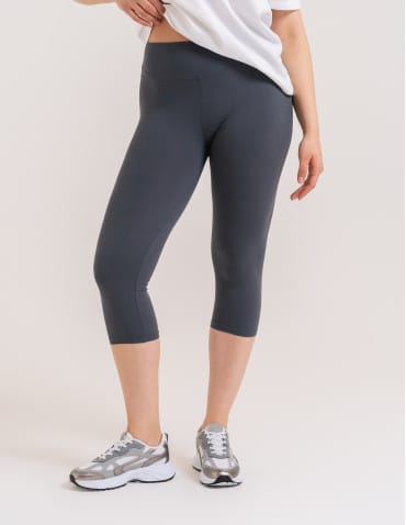 Legginsy damskie - Klasyczne legginsy 3/4 damskie peach touch SZARY - produkt 6