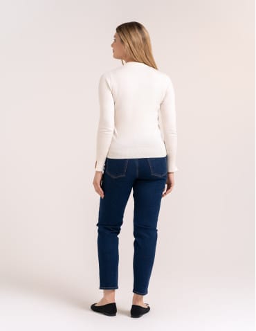 Swetry - Sweter damski miękki w dotyku z wiskozy klasyczny bez wzoru BIAŁY - produkt 6