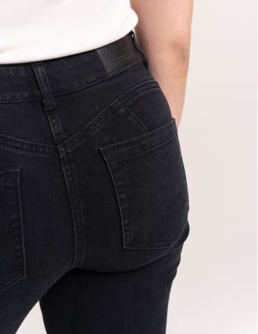 Spodnie damskie - Spodnie damskie skinny z wysokim stanem CZARNY - produkt 6