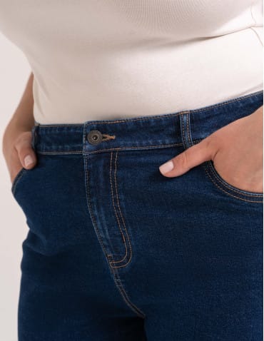Jeansy - Damskie spodnie jeansowe mom fit GRANATOWY - produkt 8