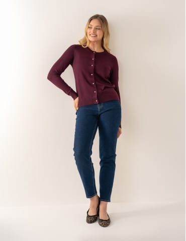 Swetry - Sweter damski wiskozowy przyjemny w dotyku klasyczny rozpinany FIOLETOWY - produkt 8