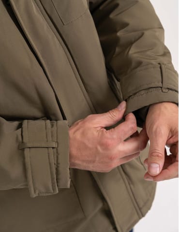 Kurtki i kamizelki - Kurtka zimowa męska z kieszeniami cargo KHAKI - produkt 9