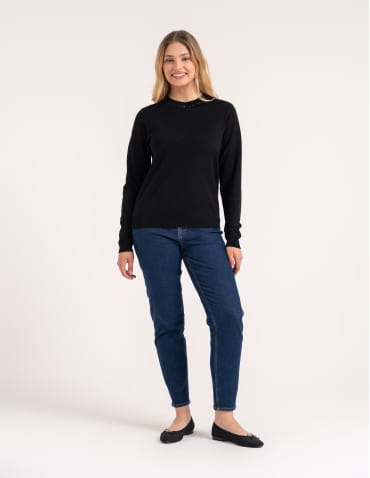 Swetry - Wiskozowy sweter damski z cekinowym dekoltem CZARNY - produkt 3