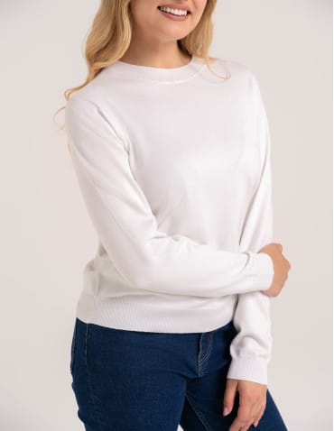 Swetry - Wiskozowy sweter damski z cekinowym dekoltem BIAŁY - produkt 3