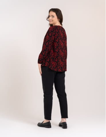 Bluzki z długim rękawem - Bluzka damska elegancka z naturalnej wiskozy o kroju oversize WZÓR 1 - produkt 5