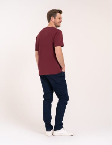 Koszulki z krótkim rękawem - Męski t-shirt bawełniany z dekoltem V na krótki rękaw z kieszonką BORDOWY - produkt 4
