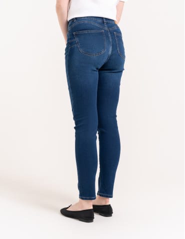 Jeansy - Wygodne jeansy damskie Slim Fit elastyczne skinny dopasowane CIEMNY NIEBIESKI - produkt 7