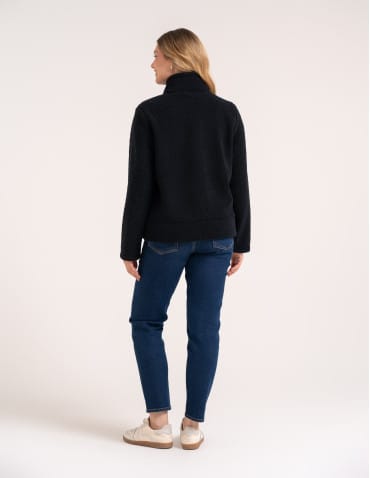 Kurtki damskie - Bluza polarowa damska sherpa baranek o kroju boxy ze stójką i kieszeniami CZARNY - produkt 5