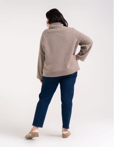 Kurtki damskie - Bluza polarowa damska sherpa baranek o kroju boxy ze stójką i kieszeniami BEŻOWY - produkt 14