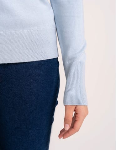 Swetry - Sweter damski golf wiskozowy klasyczny z długim rękawem JASNY NIEBIESKI  - produkt 6