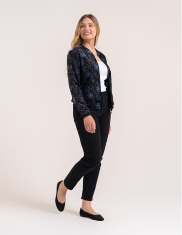 Bluzy damskie - Bluza welurowa damska rozpinana bomberka w kwiatowy print WZÓR 2 - produkt 7