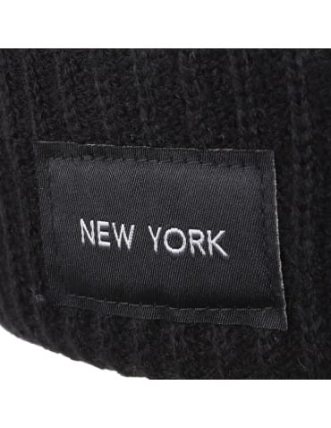 Czapki i opaski - Czarna czapka damska typu beanie z naszywką NEW YORK CZARNY - produkt 2