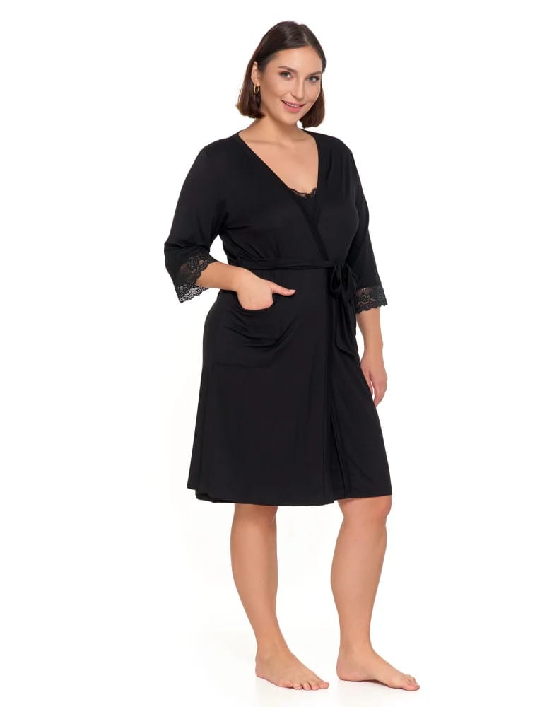 Szlafroki - Szlafrok damski Plus Size z koronką i kieszeniami CZARNY - produkt moraj.pl 2