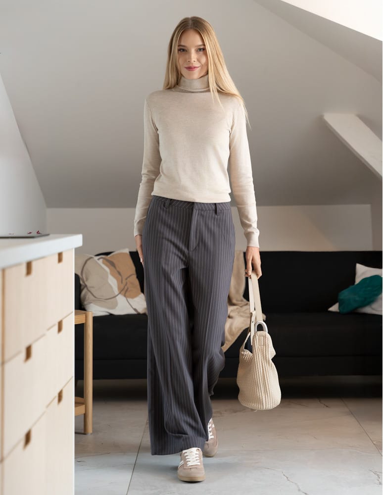 Spodnie damskie - Damskie eleganckie spodnie w kant z szeroką nogawką SZARY - produkt moraj.pl 1