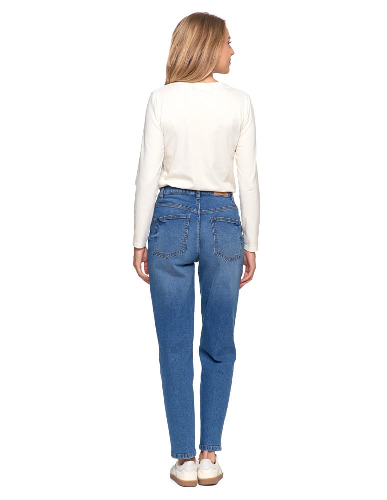 Jeansy - Damskie spodnie jeansowe mom fit JASNY NIEBIESKI - produkt moraj.pl 9