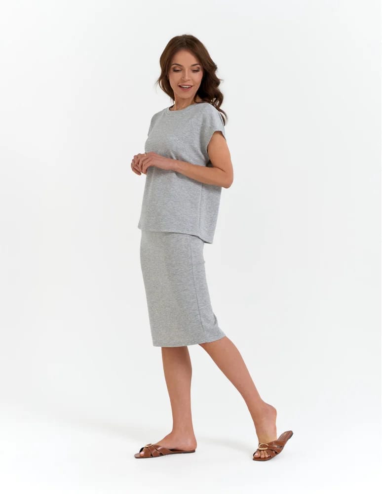Bluzki i koszule - Bluzka damska o klasycznym kroju z wiskozą SZARY - produkt moraj.pl 6