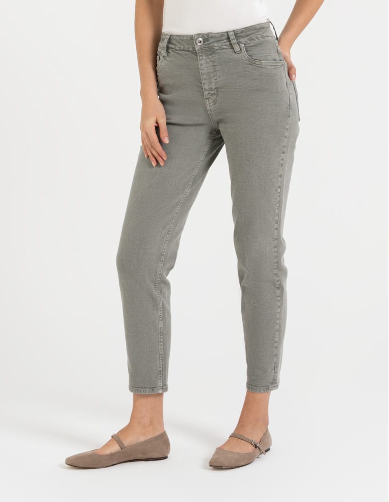 Jeansy - Damskie spodnie jeansowe mom fit JASNY ZIELONY - produkt moraj.pl 5