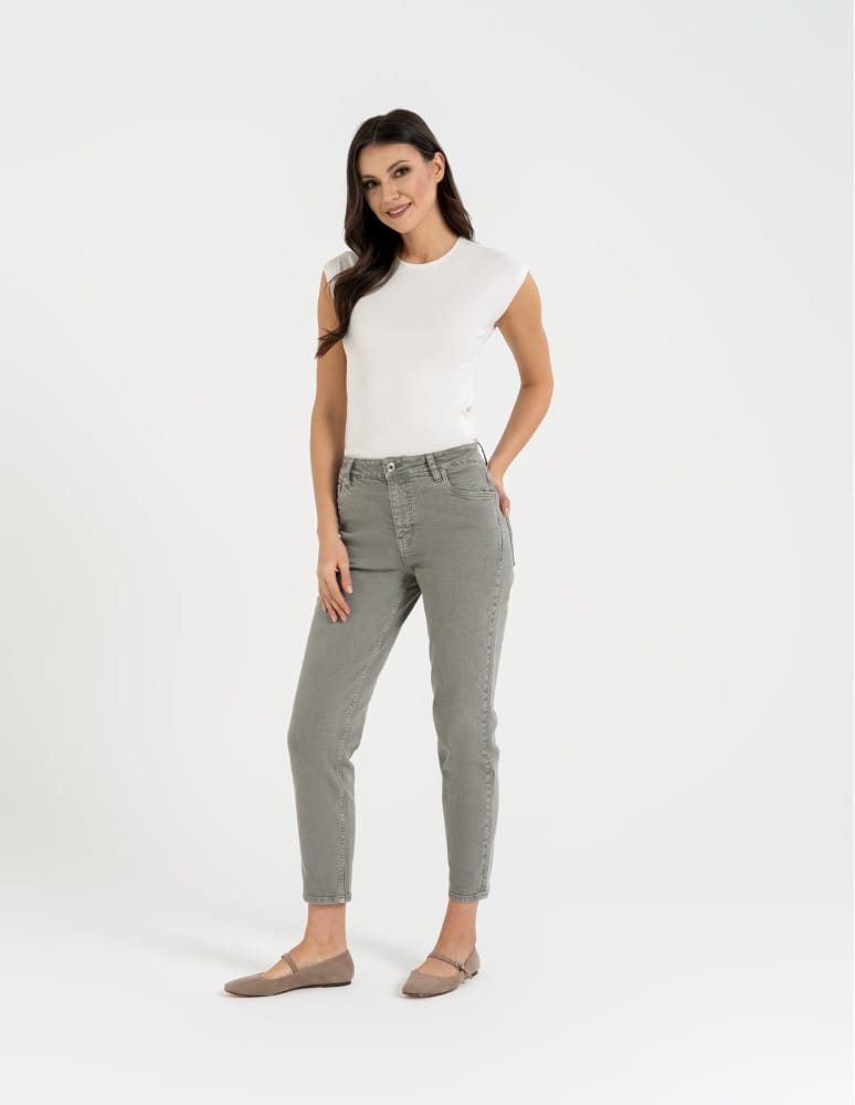 Jeansy - Damskie spodnie jeansowe mom fit JASNY ZIELONY - produkt moraj.pl 6