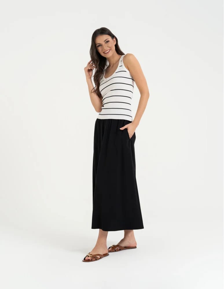 Topy na ramiączkach - Damska koszulka tank top w prążek bawełniana BIAŁY  - produkt moraj.pl 11