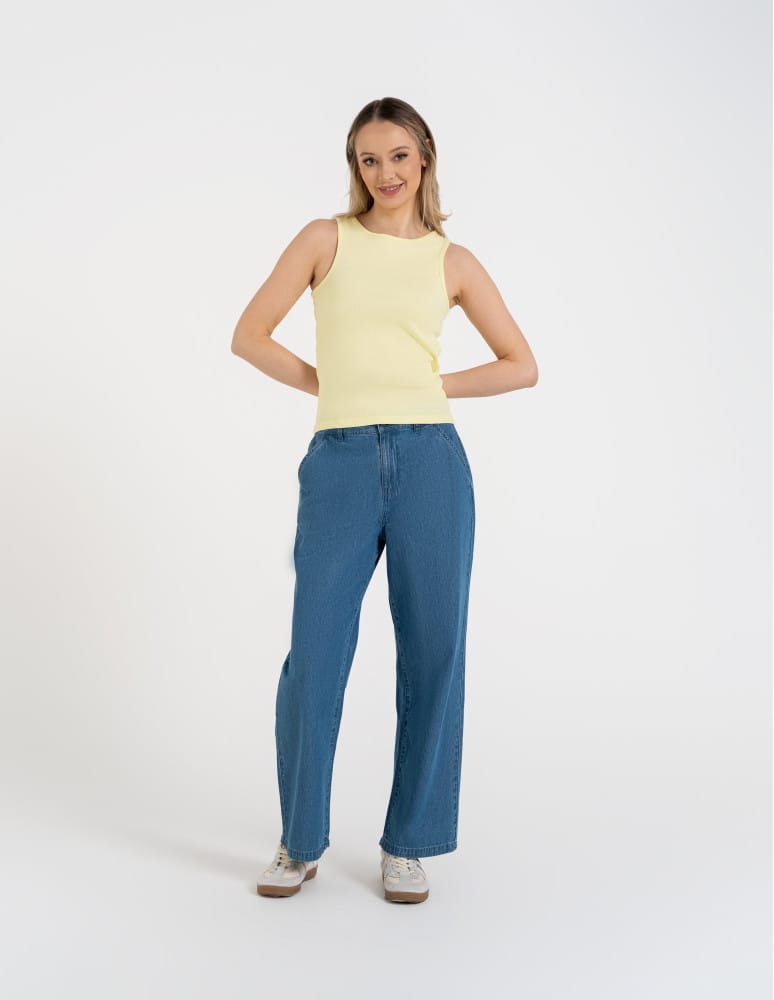 Topy na ramiączkach - Damska koszulka Tank Top w prążek ŻÓŁTY - produkt moraj.pl 4