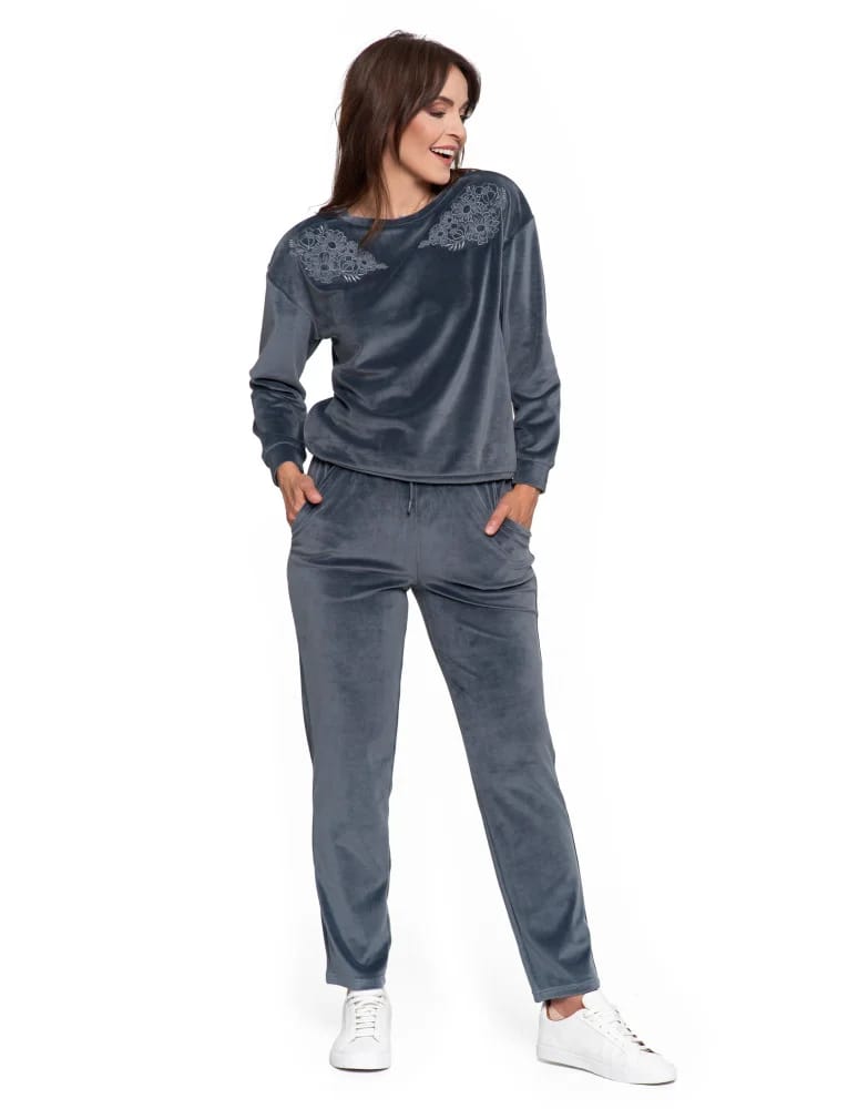 Bluzy damskie - Bluza damska welurowa bez kaptura z haftem GRAFITOWY  - produkt moraj.pl 4
