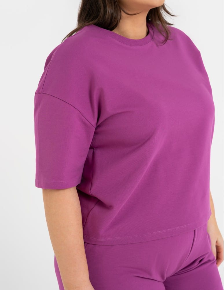 Koszulki z krótkim rękawem - T-shirt damski o luźnym kroju z napisami FIOLETOWY - produkt moraj.pl 7