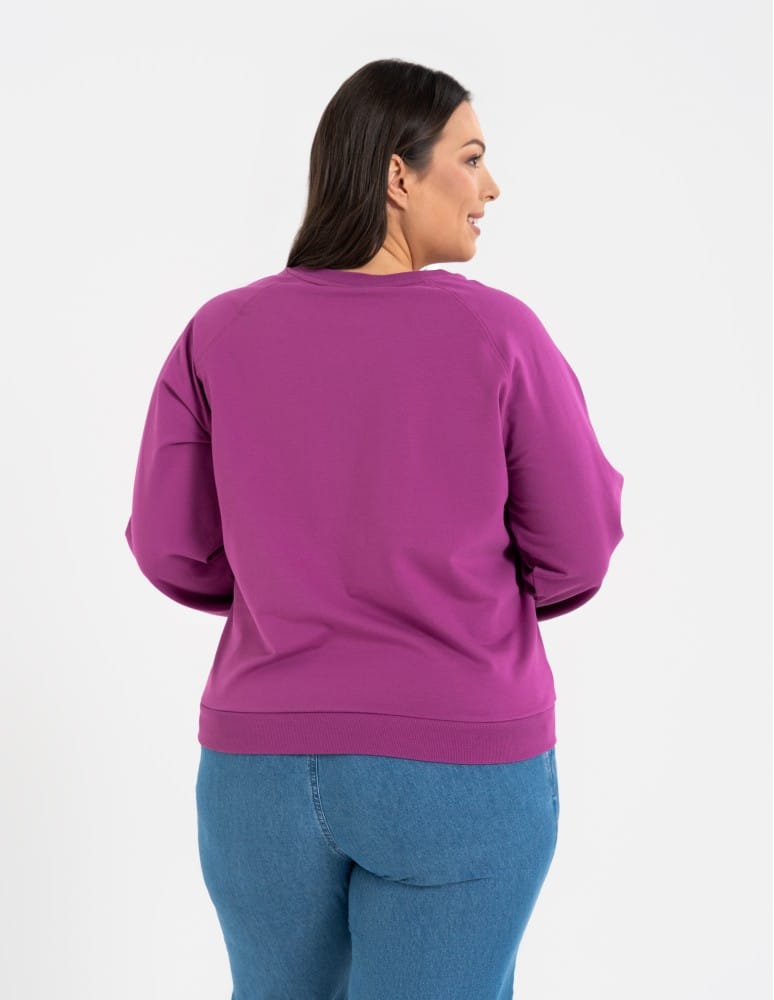 Bluzy damskie - Bluza damska dresowa bawełniana o regularnym kroju FIOLETOWY  - produkt moraj.pl 12