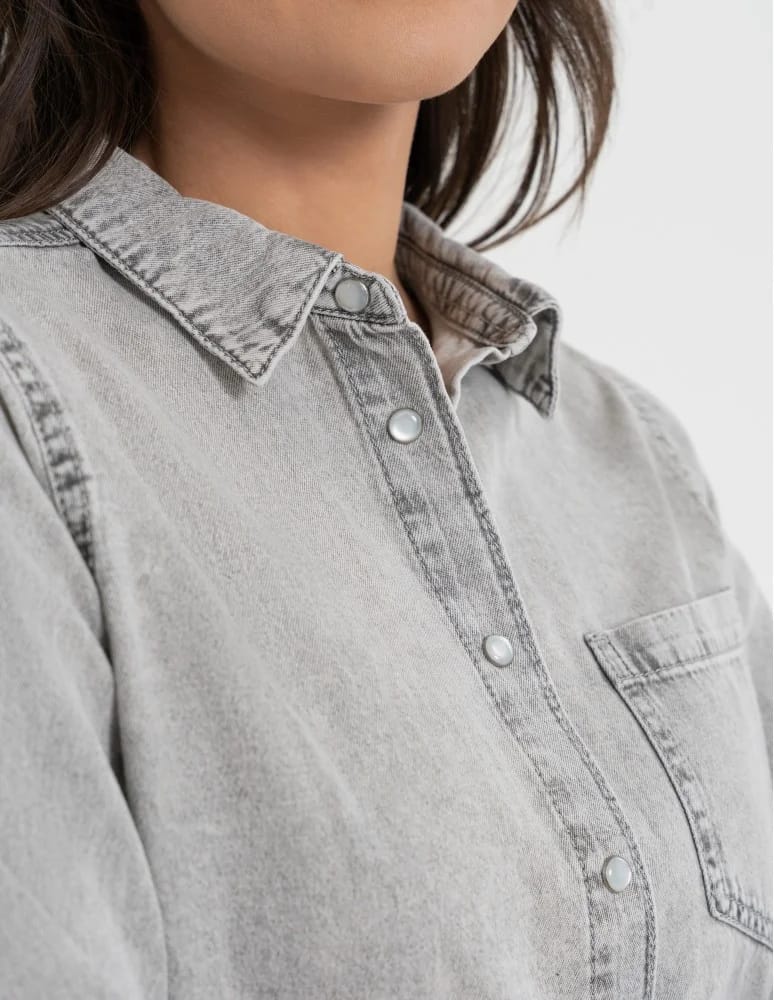 Bluzki i koszule - Koszula jeansowa damska w stylu denim SZARY  - produkt moraj.pl 2