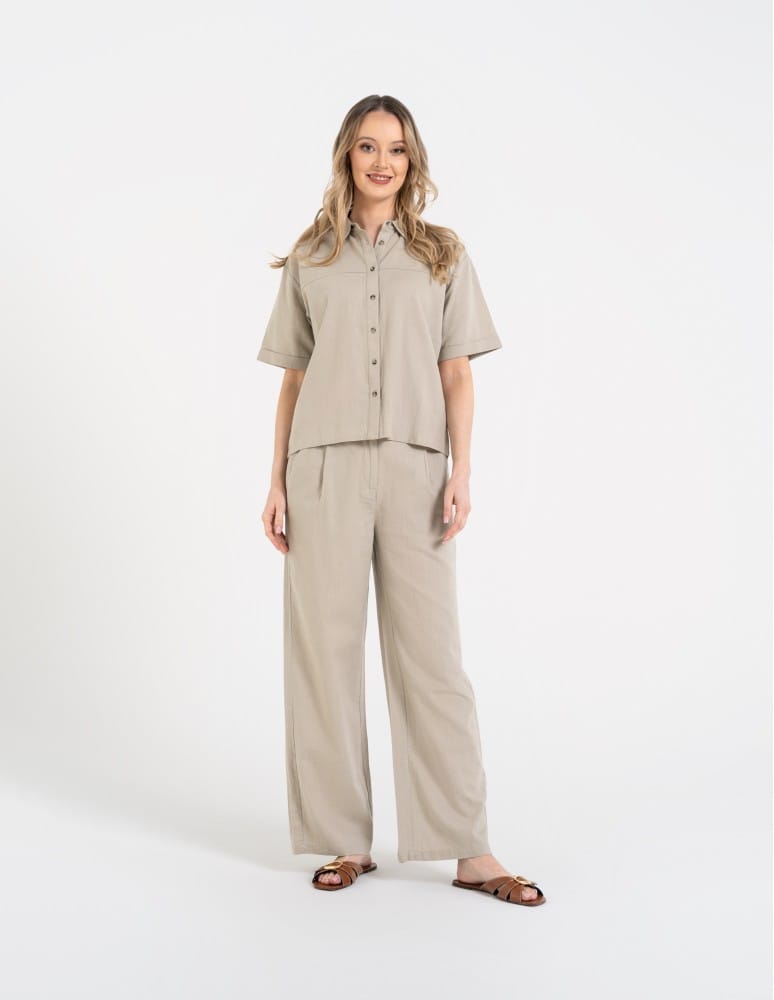 Koszule - Koszula damska casual elegancka z lnu i wiskozy i krótkim rękawem BEŻOWY  - produkt moraj.pl 3
