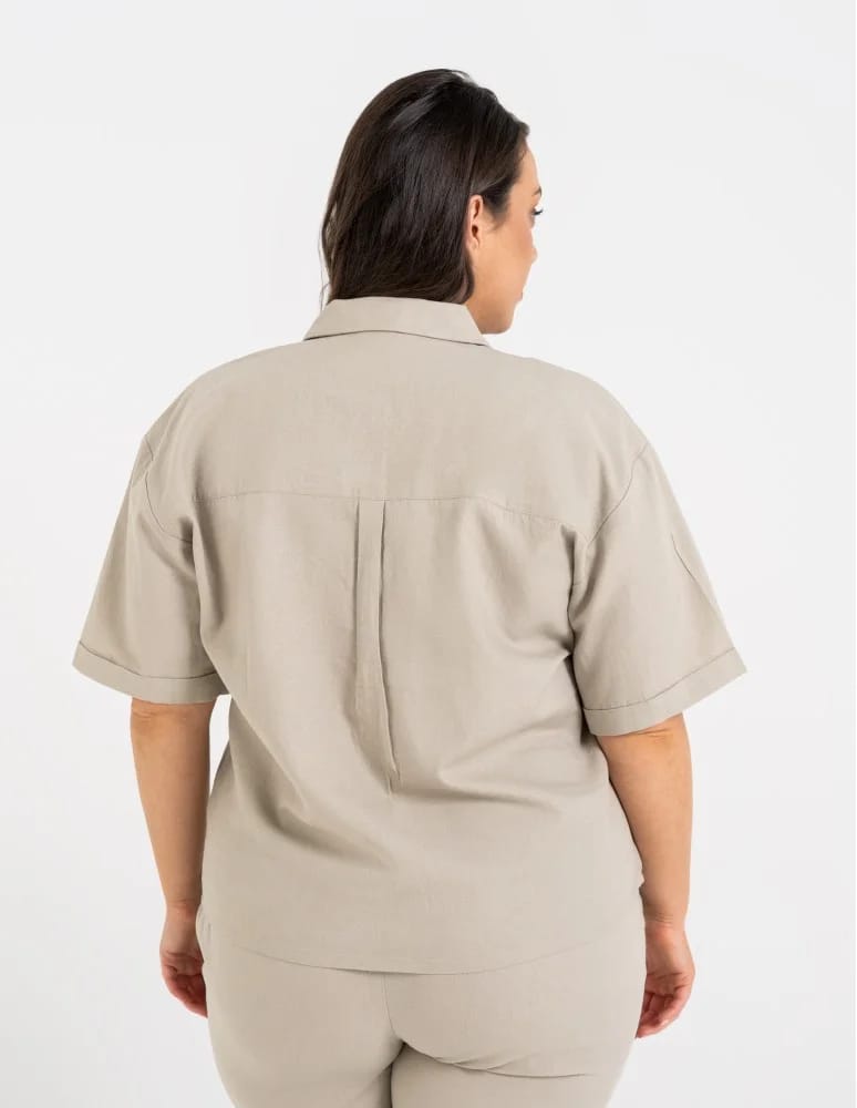 Koszule - Koszula damska casual elegancka z lnu i wiskozy i krótkim rękawem ZIELONY  - produkt moraj.pl 11