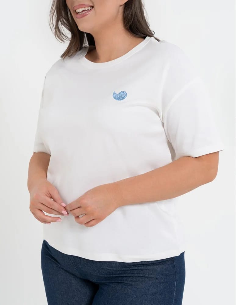 Koszulki i T-shirty - T-shirt damski luźny z haftowanym wzorem BIAŁY - produkt moraj.pl 5