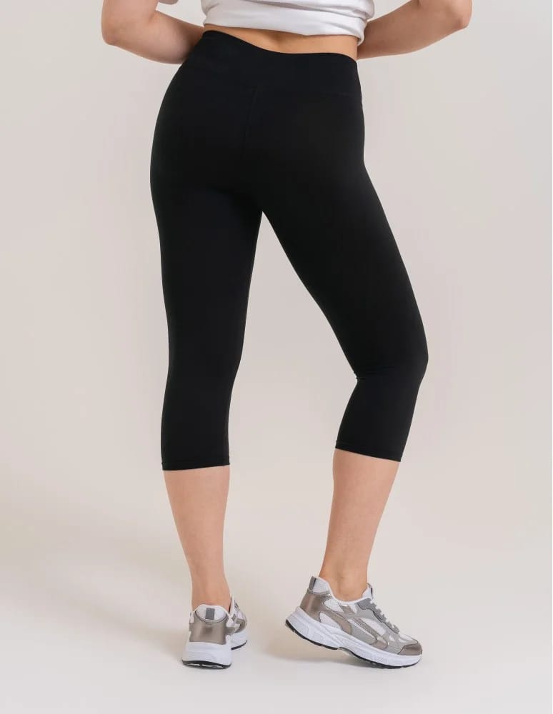 Legginsy damskie - Klasyczne legginsy 3/4 damskie peach touch CZARNY  - produkt moraj.pl 5